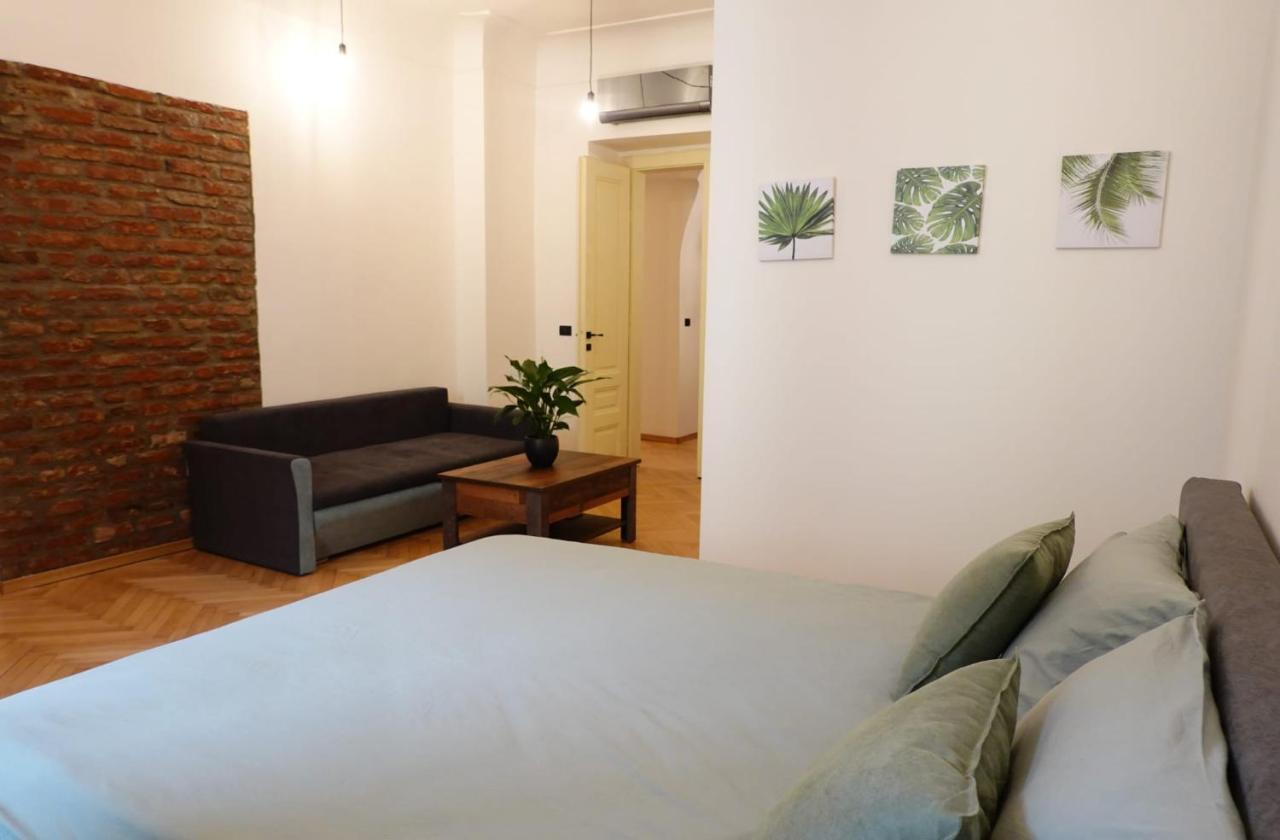 The Industrique Home - 3 Bedroom Apartment ทิมิชัวรา ภายนอก รูปภาพ